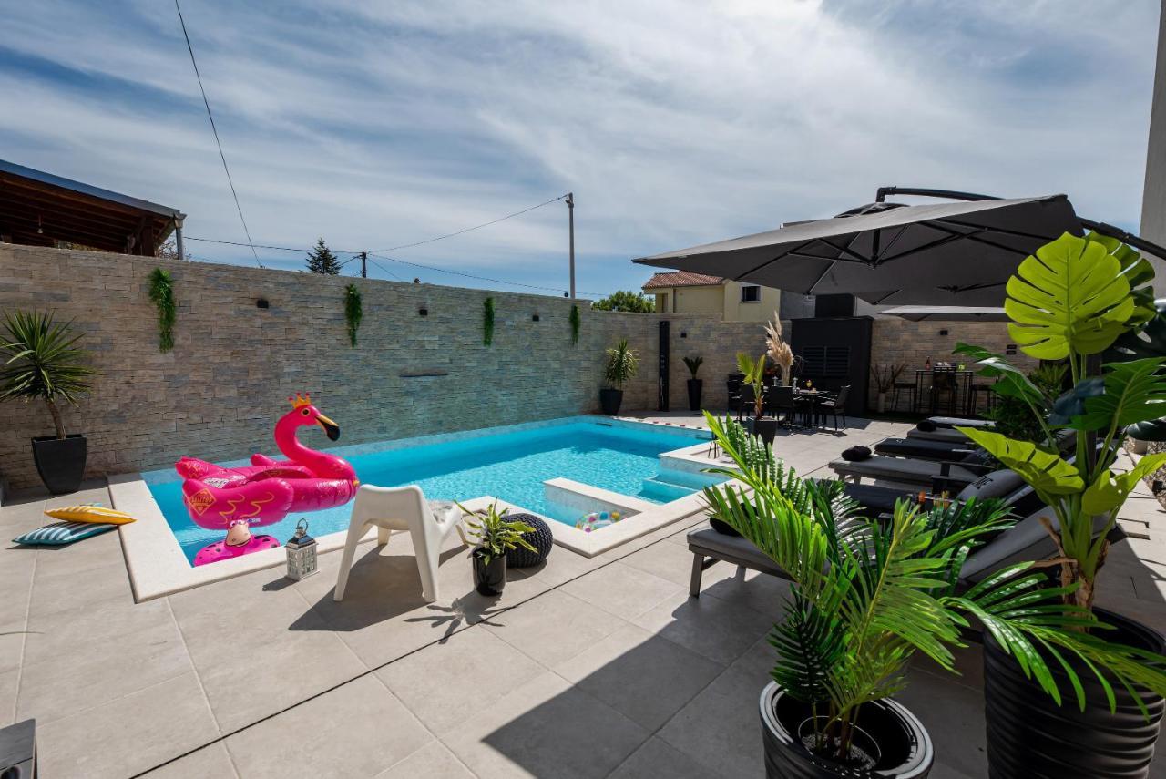 Ferienwohnung Tyra Delux Zadar Exterior foto