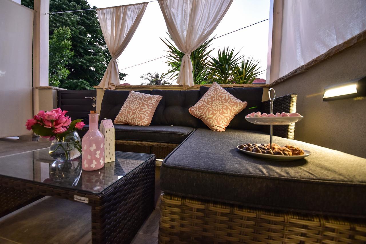 Ferienwohnung Tyra Delux Zadar Exterior foto
