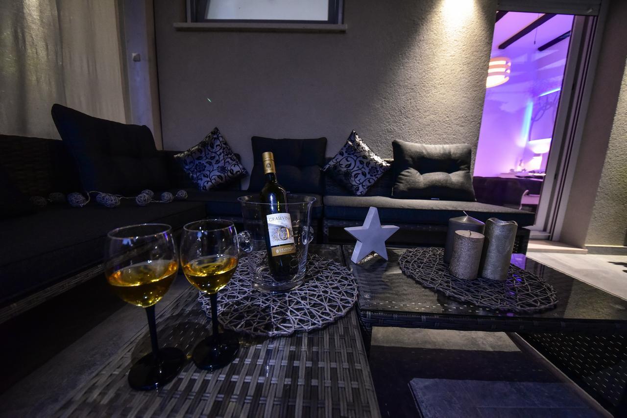 Ferienwohnung Tyra Delux Zadar Exterior foto